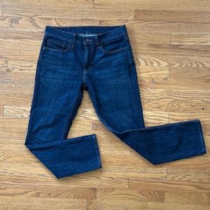 Dark Wash Levi’s 511 Jeans